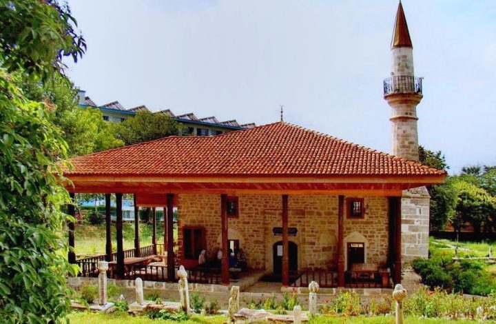Geamia Esmahan Sultan
